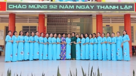 Tham gia giải bóng chuyền hơi nữ chào mừng 41 năm ngày nhà giáo Việt Nam (20/11/1982-20/11/2023)