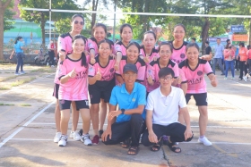 Tham gia giải bóng chuyền hơi nữ chào mừng 41 năm ngày nhà giáo Việt Nam (20/11/1982-20/11/2023)